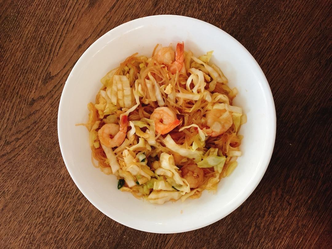 包菜粉丝炒鸡蛋