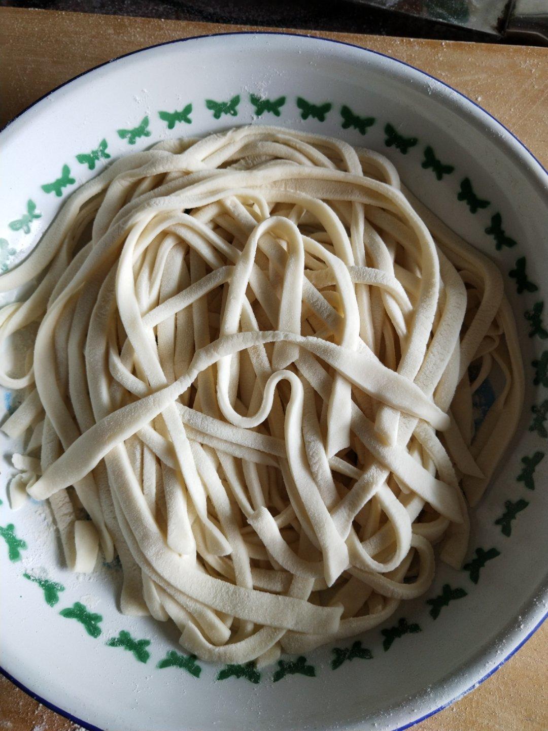 手擀面折面切面小视频