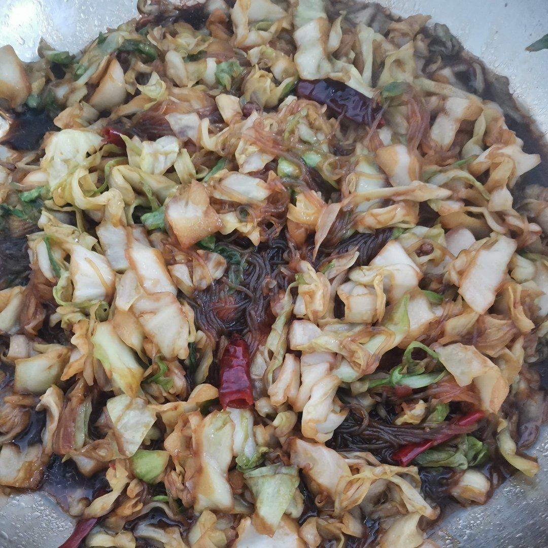 最近爱吃粉丝粉条～包菜炒粉丝