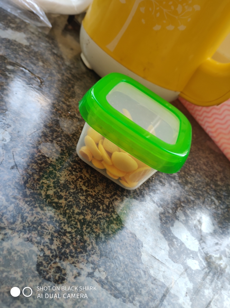 七个月宝宝零食-微波炉版蛋黄溶豆的做法