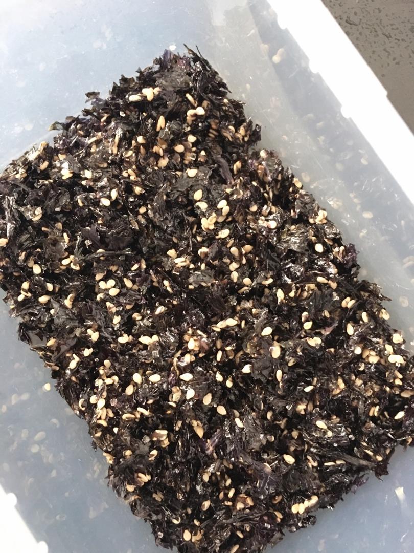 拌饭芝麻海苔