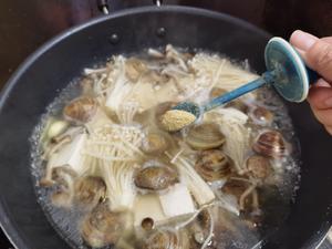 美贝豆腐杂菇汤的做法 步骤10