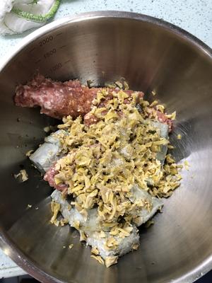 剁椒肉末蒸臭豆腐的做法 步骤3