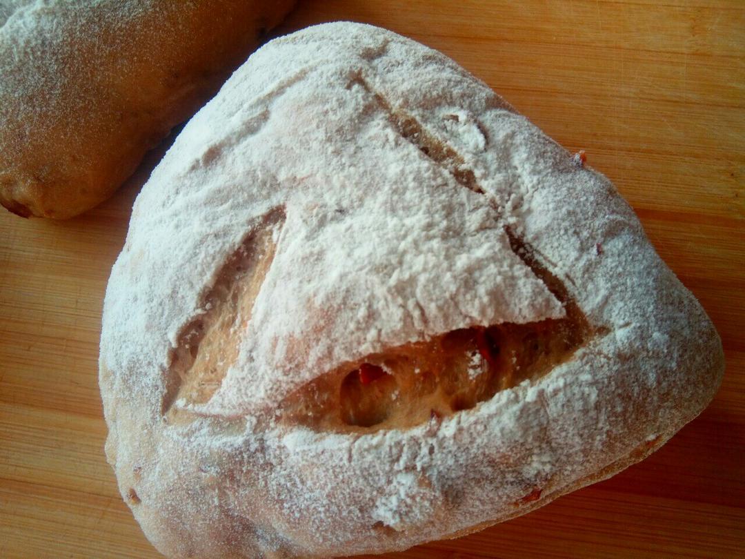 红枣核桃软欧包