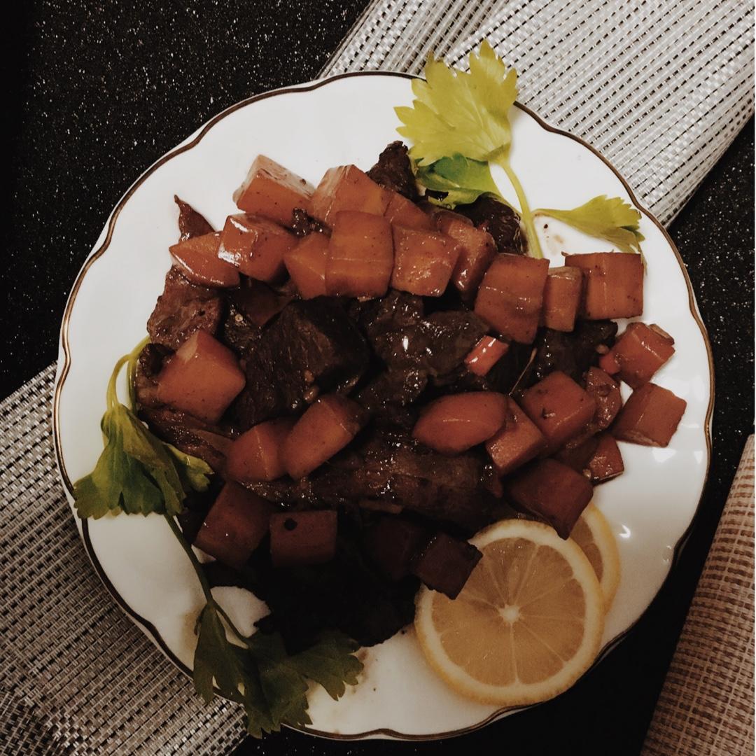 红酒炖牛肉 Beef Stew