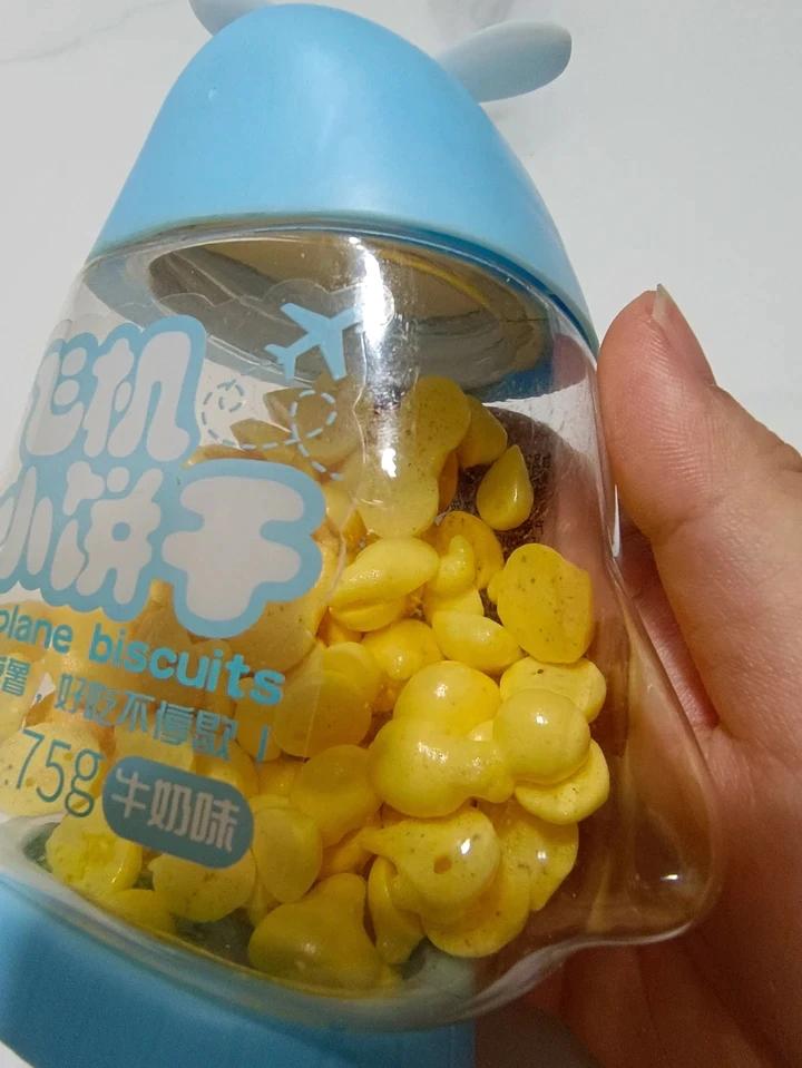 入口即化的无添加蛋黄溶豆