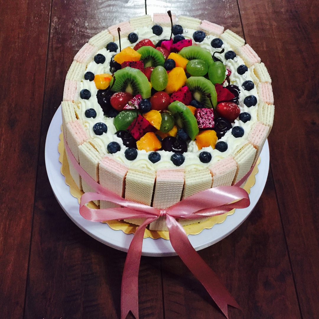 生日蛋糕教程【威化饼干围边】