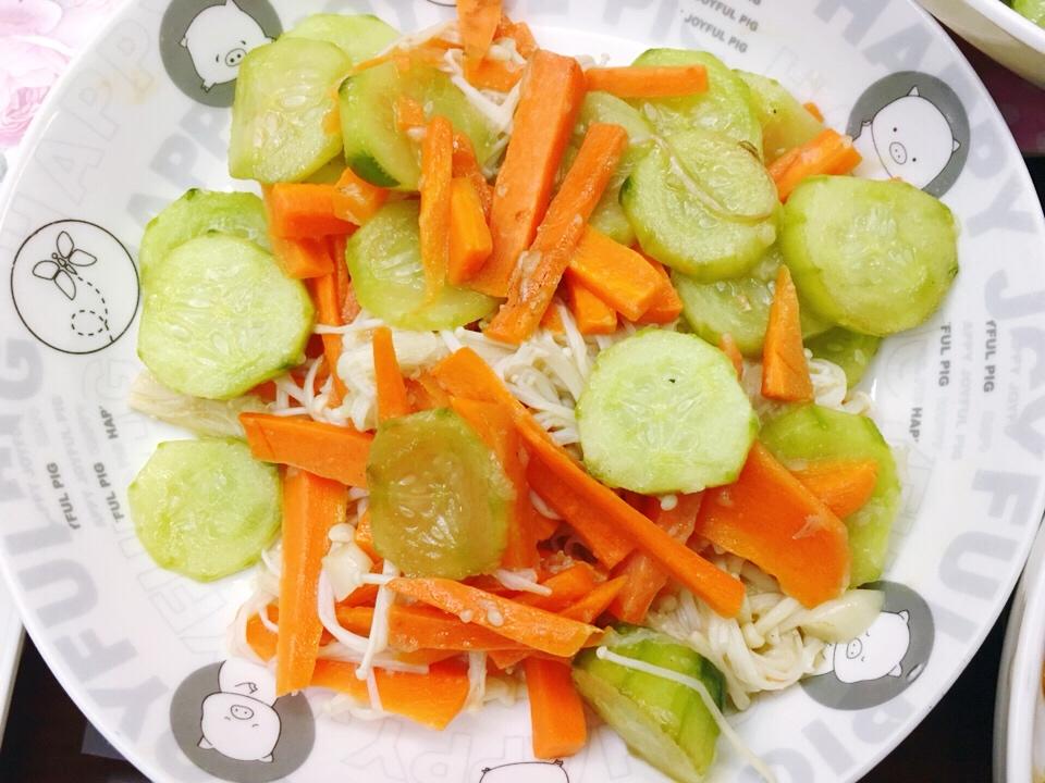 凉拌金针菇