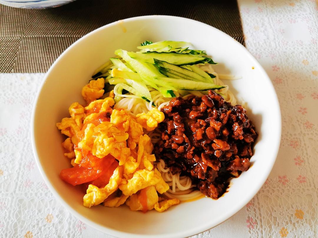 经典炸酱面