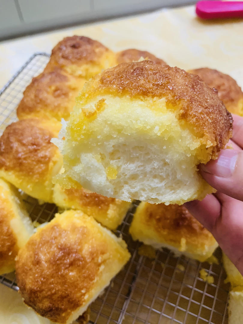 dg紫小鱼做的一次发酵同样松软的椰蓉小面包