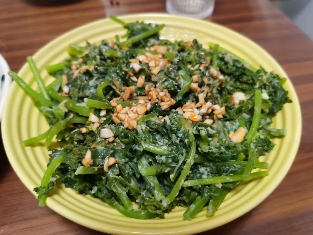 蒸茼蒿（蒸菜）