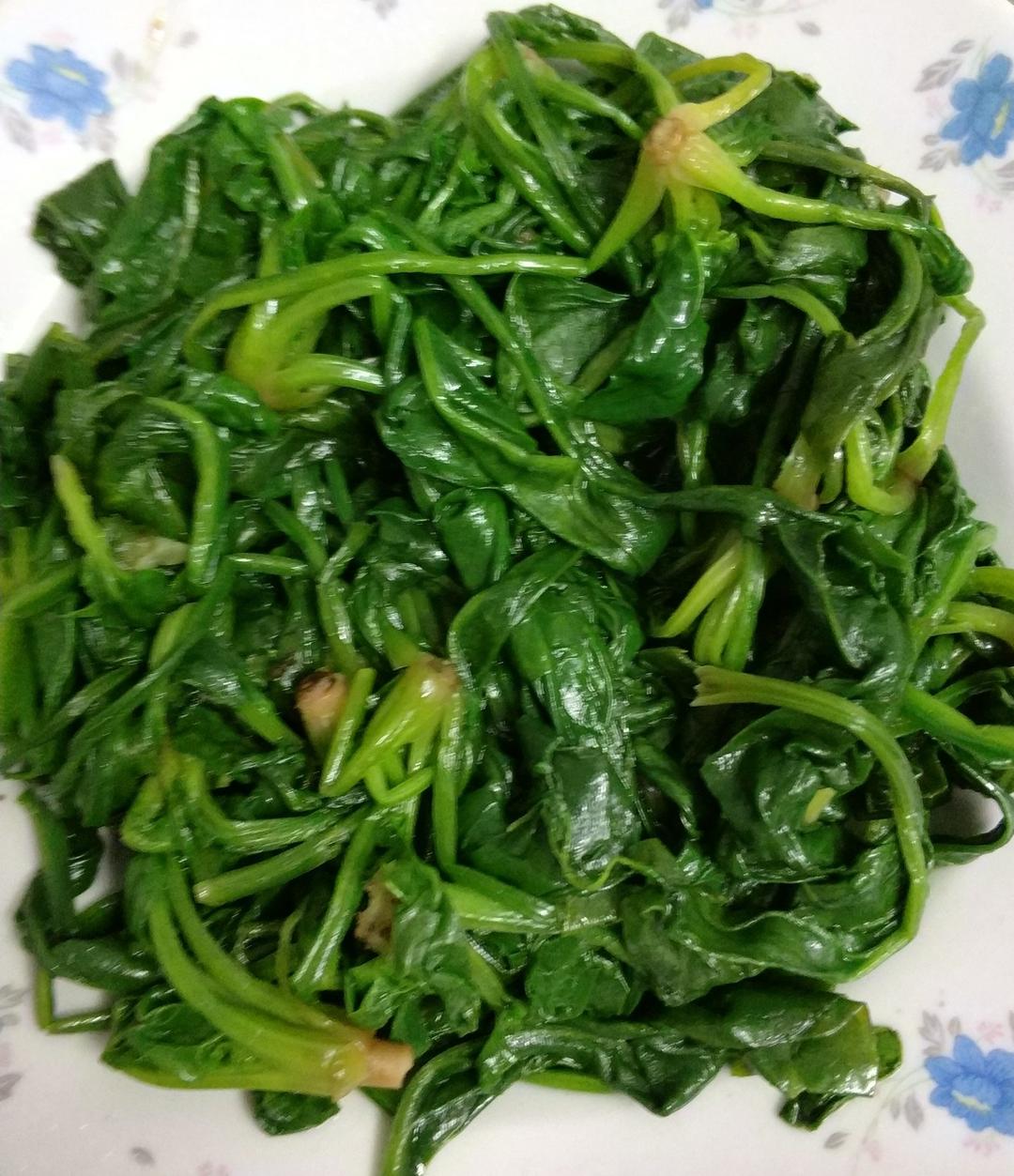 清炒菠菜