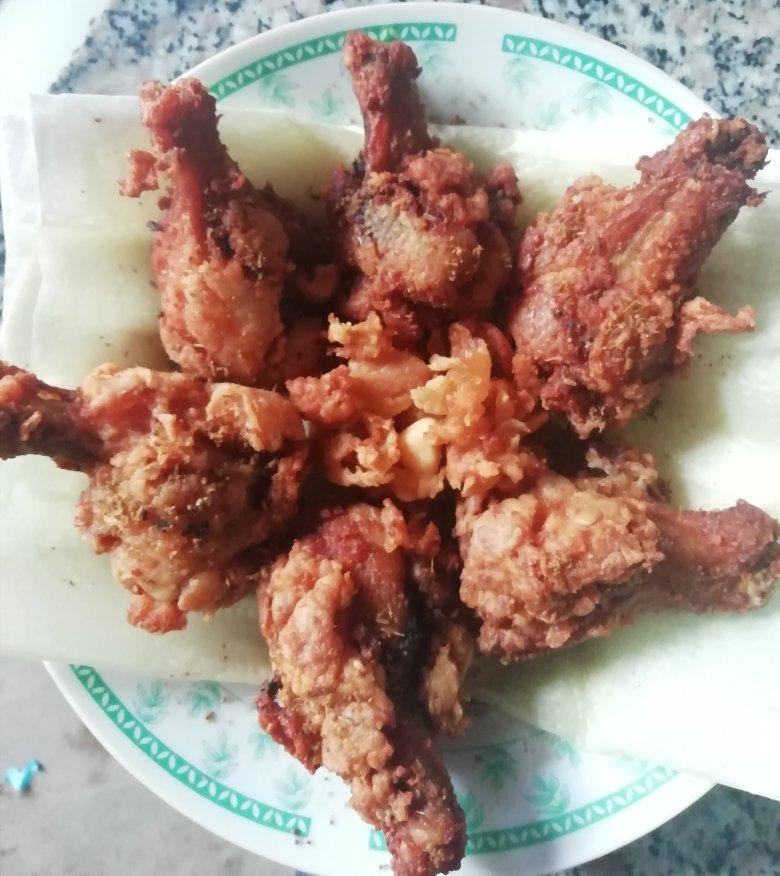 不用炸鸡粉也可以炸出酥脆炸鸡腿