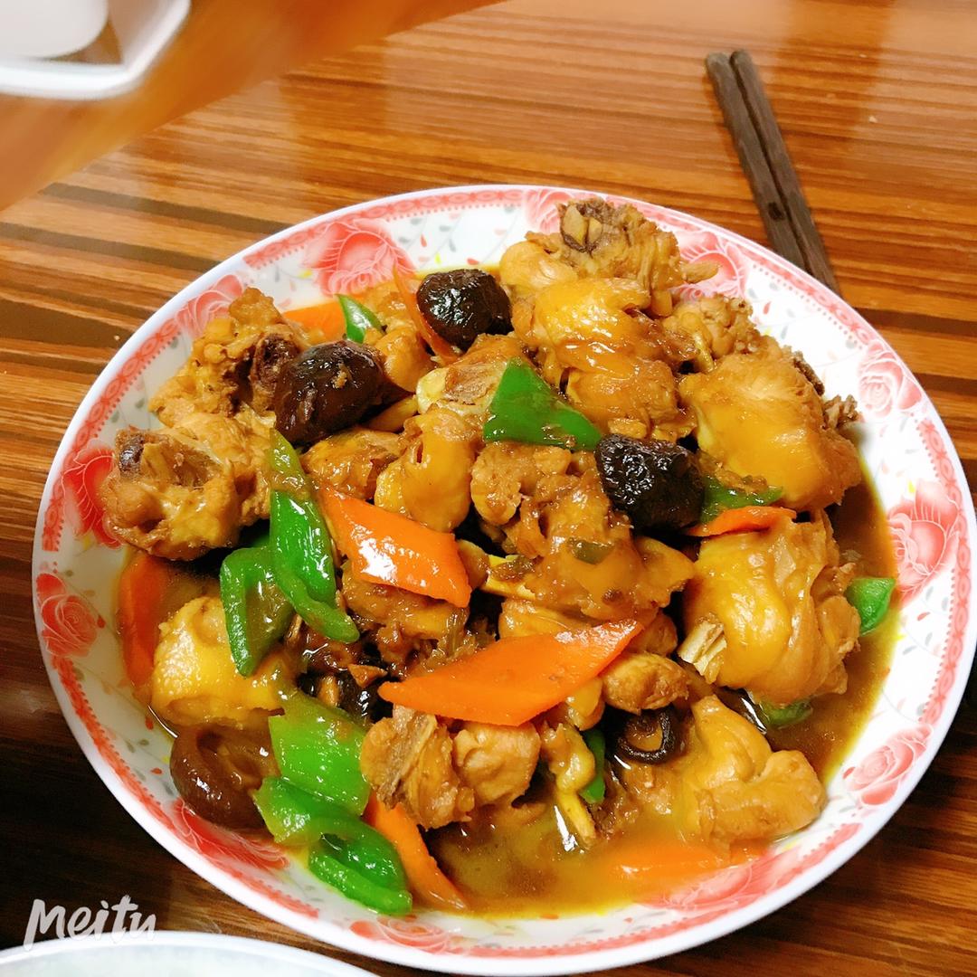 黄焖鸡米饭