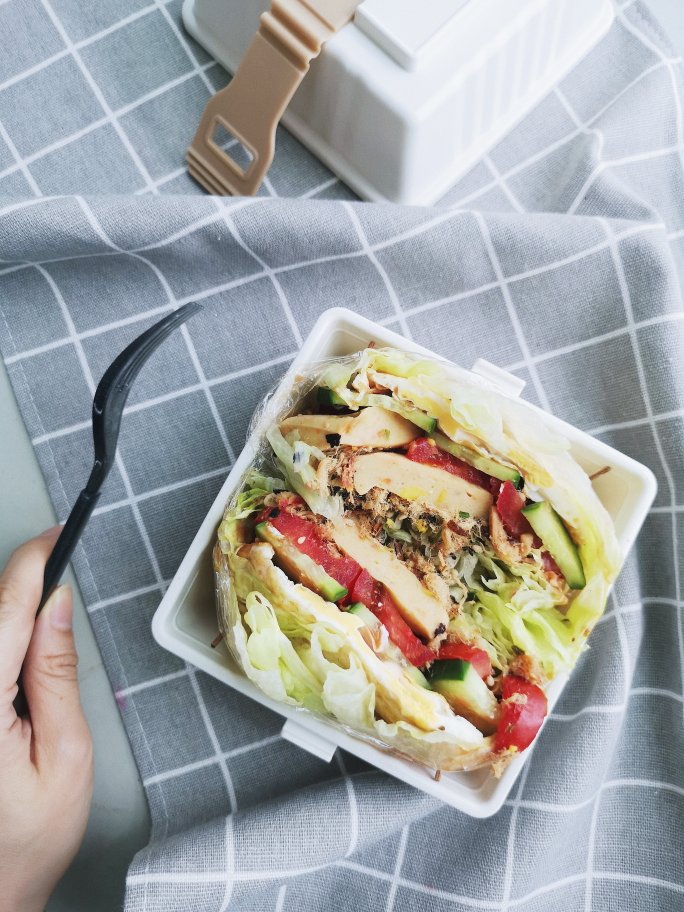 关晓彤版抖音同款蔬菜三明治低脂减肥健身瘦身餐早餐午餐晚餐（搬运）