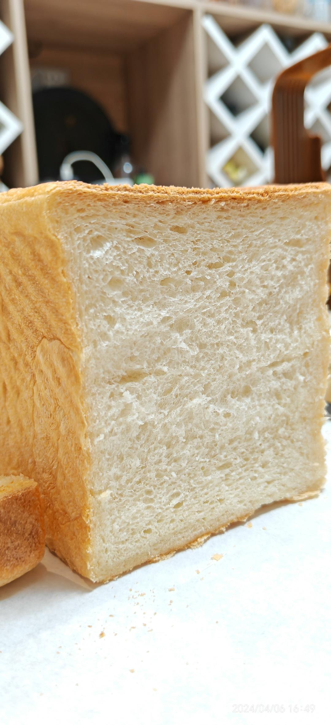 软到拿不起来的生吐司