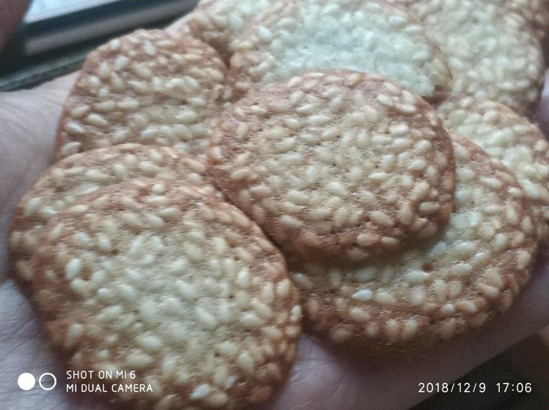 芝麻薄脆饼干