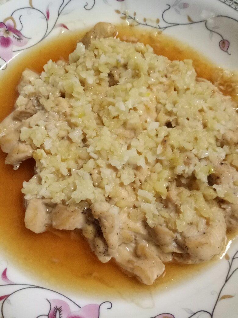 蒜蓉蒸鸡胸（鸡腿）