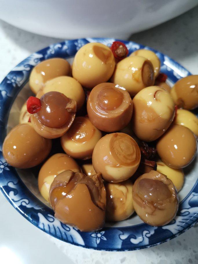 乡巴佬卤鹌鹑蛋