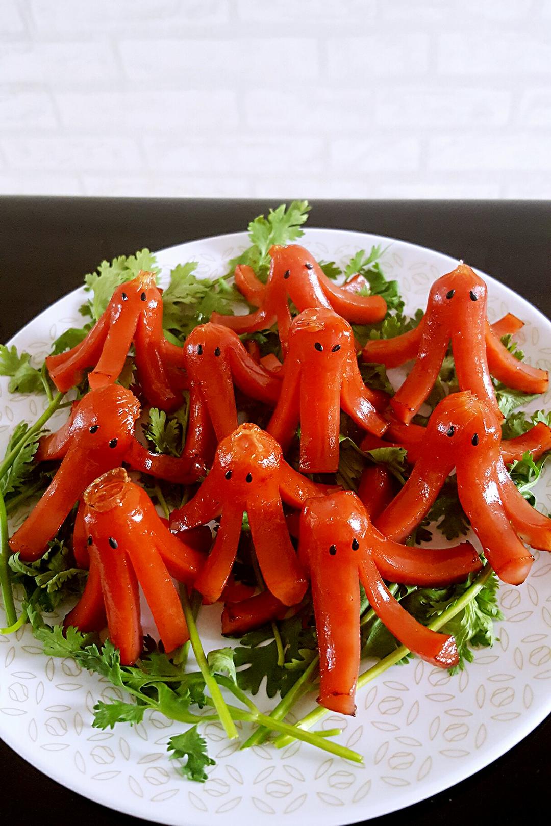 陈辰小厨做的【章鱼红香肠】