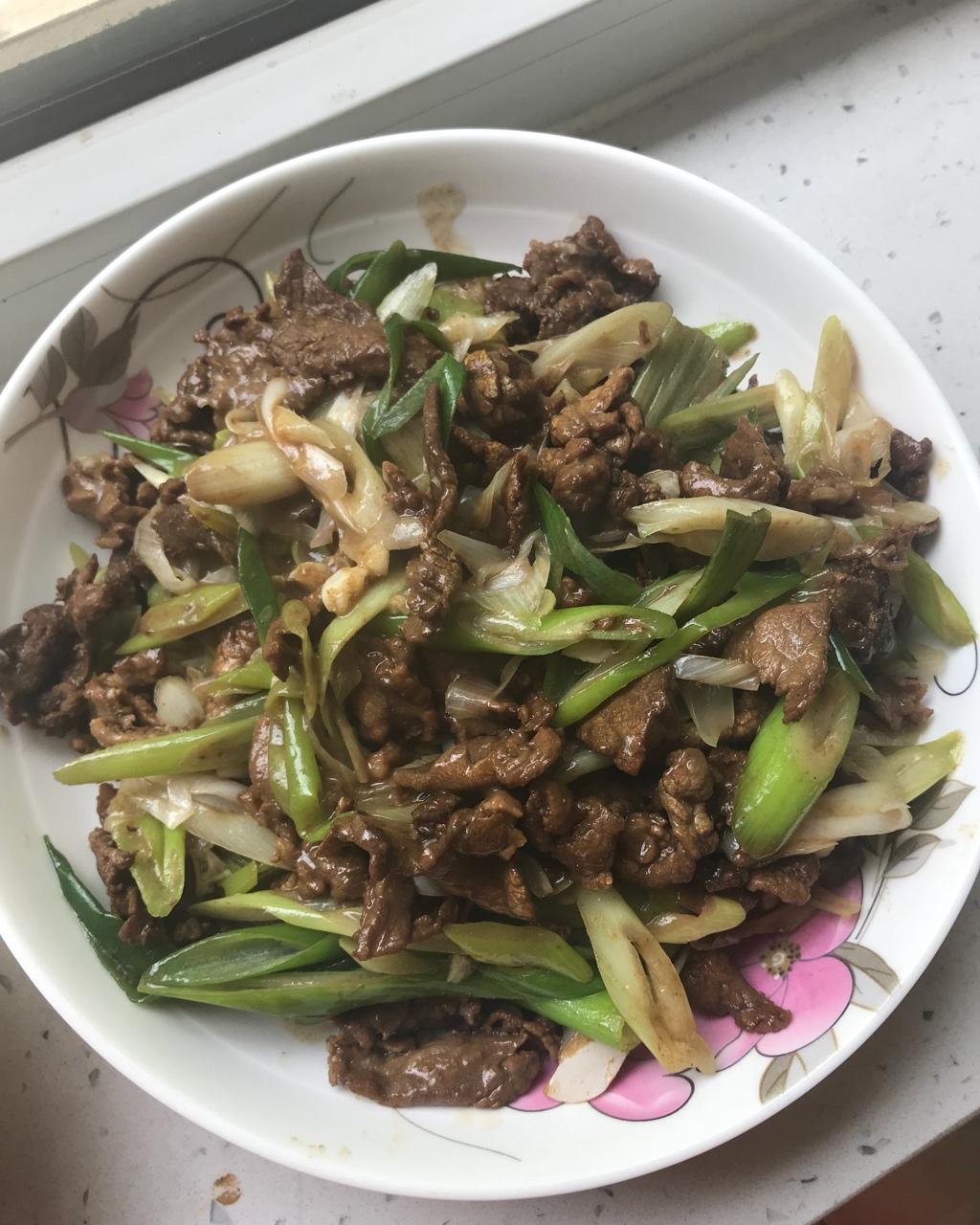 葱爆羊(牛)肉