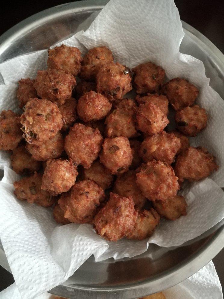 老丁的私房菜-酥脆肉丸子