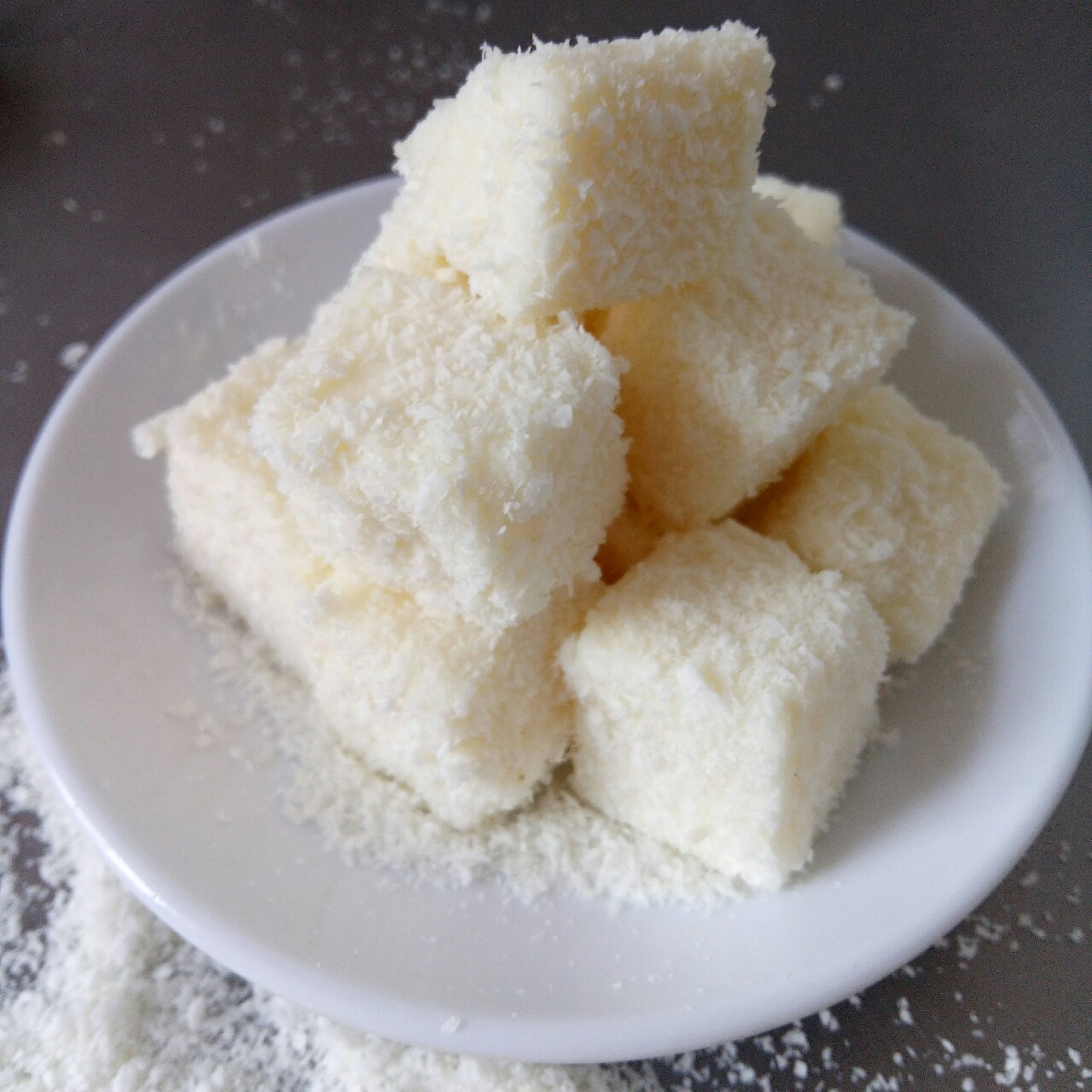 椰蓉牛奶小方