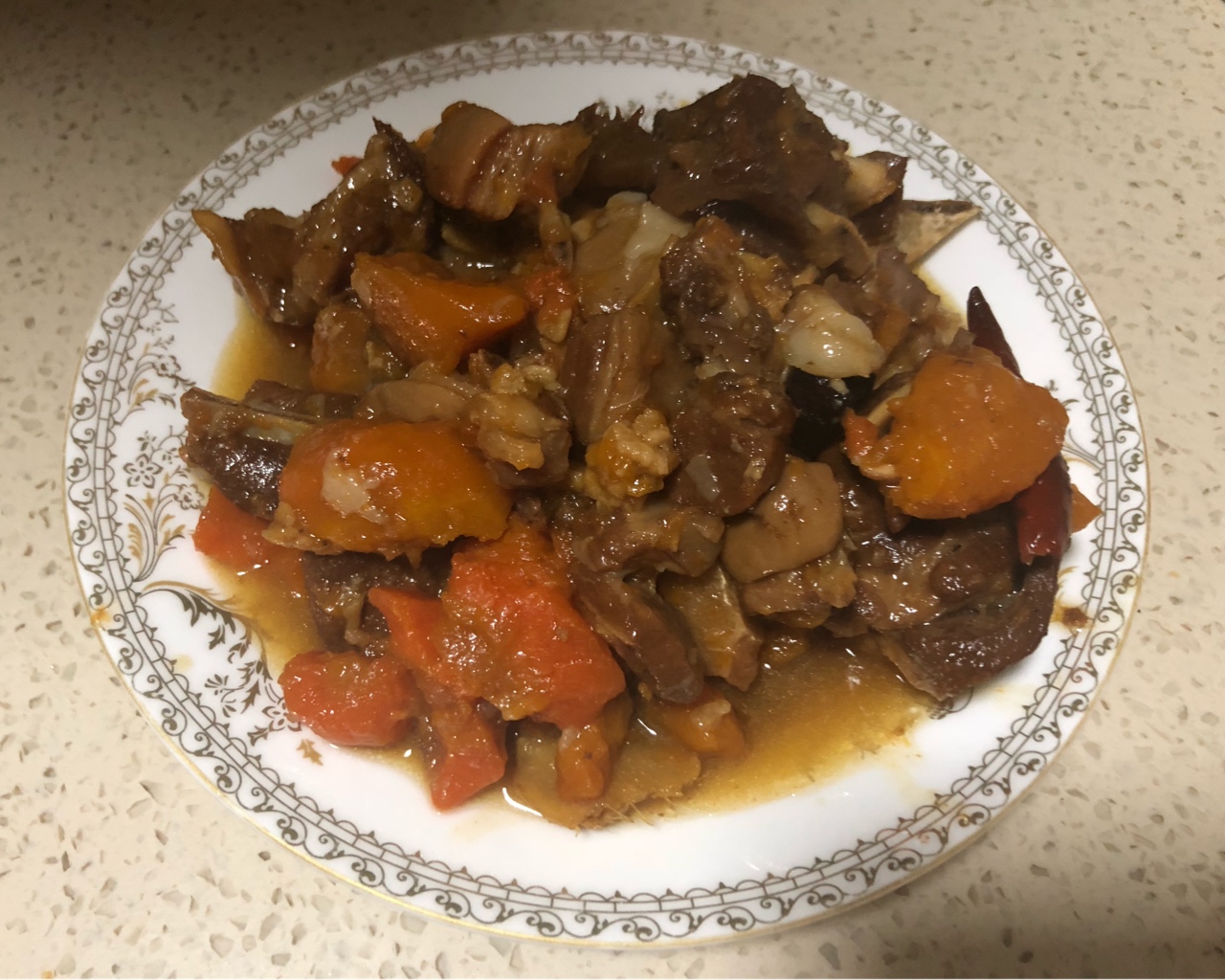 羊肉炖萝卜的做法