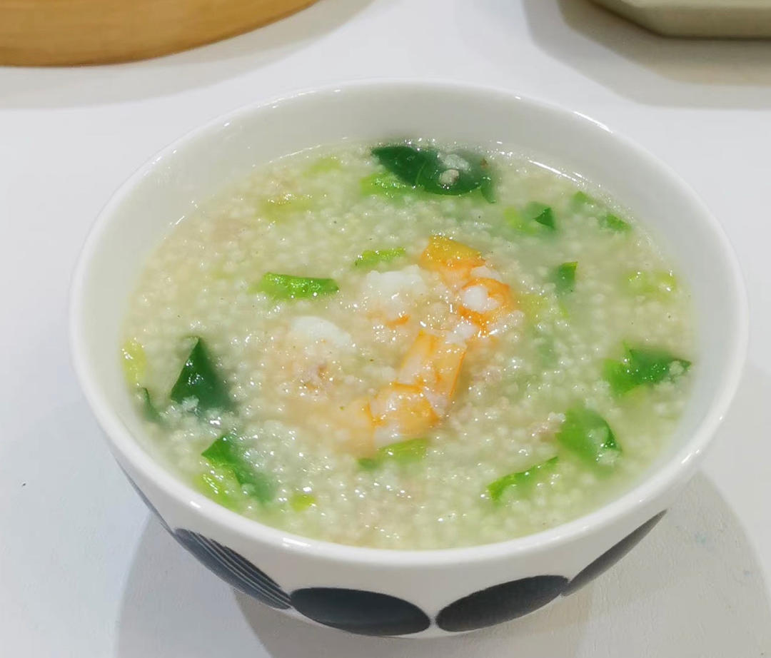 低脂健康藜麦蔬菜虾仁小米粥｜太太乐鲜鸡汁食谱