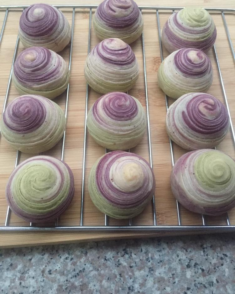 彩虹渐变蛋黄酥（无需揉出膜）