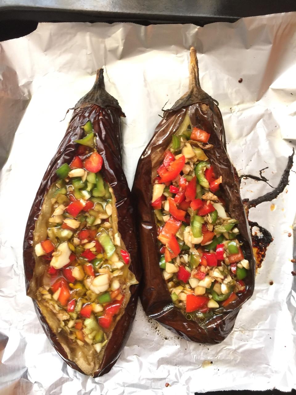 CC招牌菜销魂烤茄子，百吃不厌！