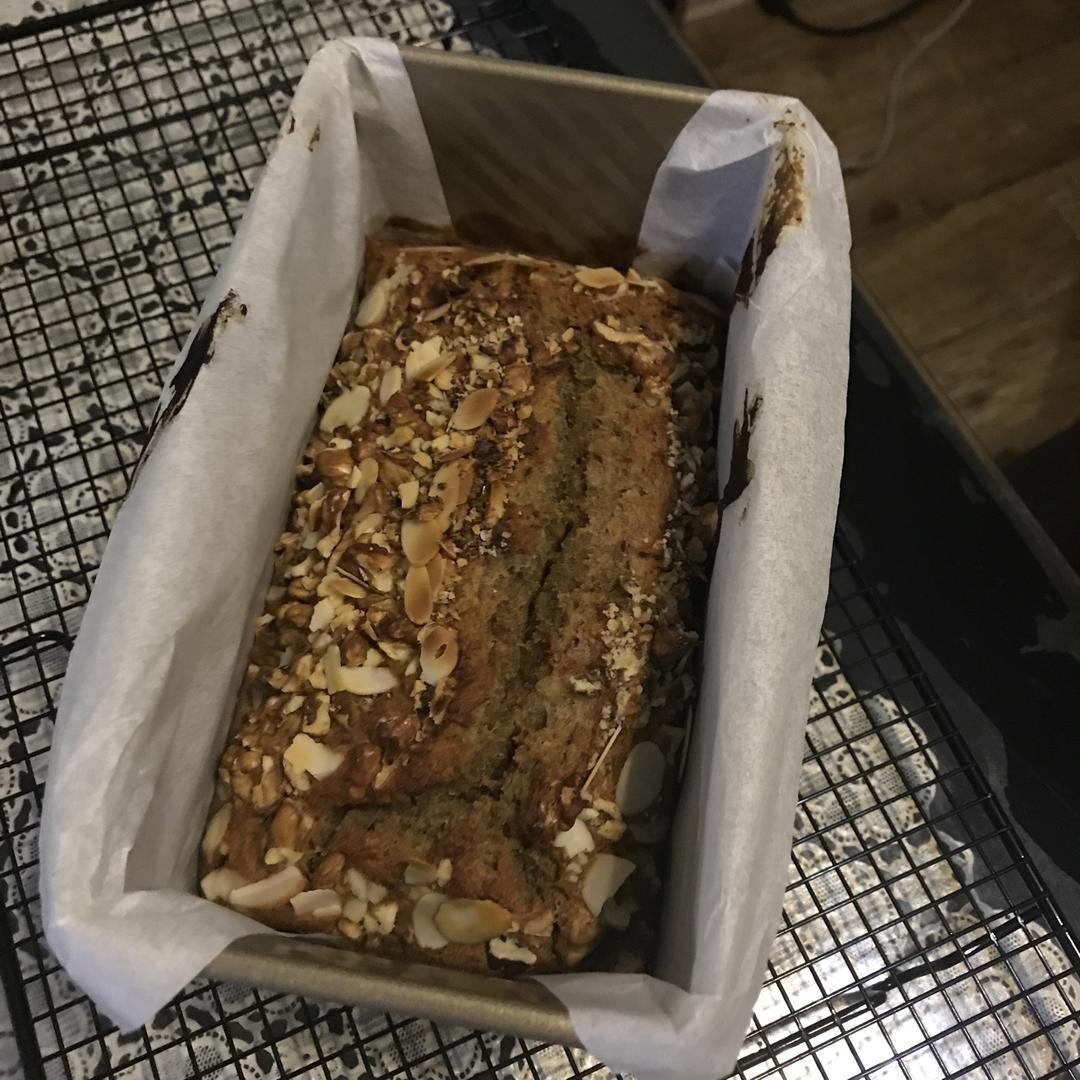 香蕉核桃磅蛋糕 Banana & Walnut Pound Cake
