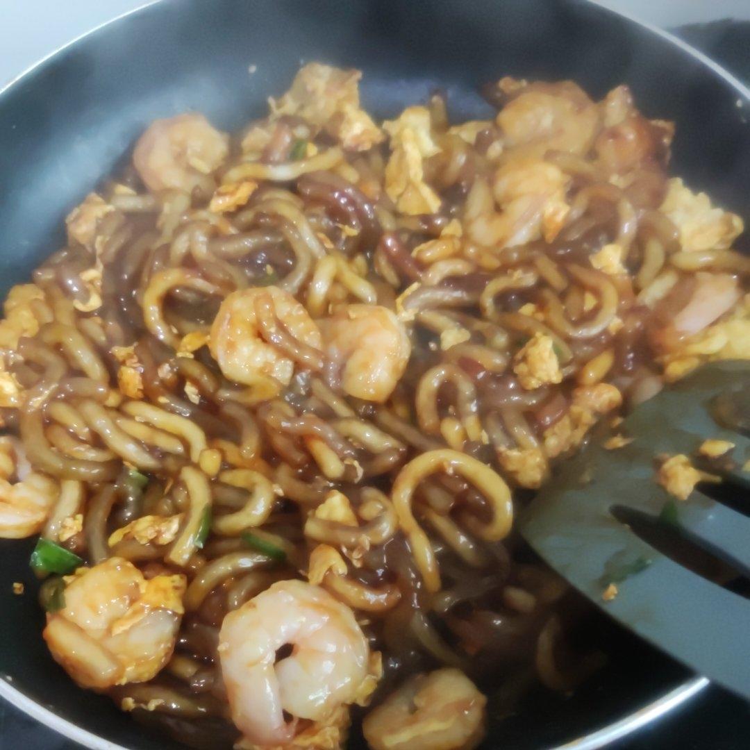 虾仁粉丝煲