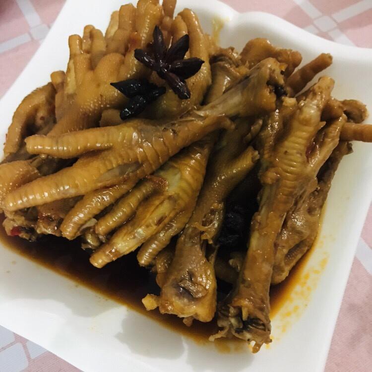 卤鸡脚