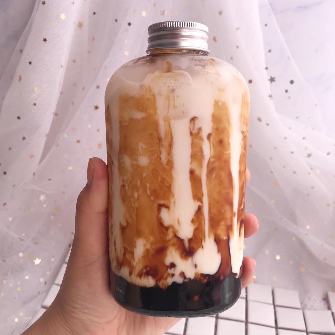 黑糖珍珠鲜奶-在家喝鹿角巷