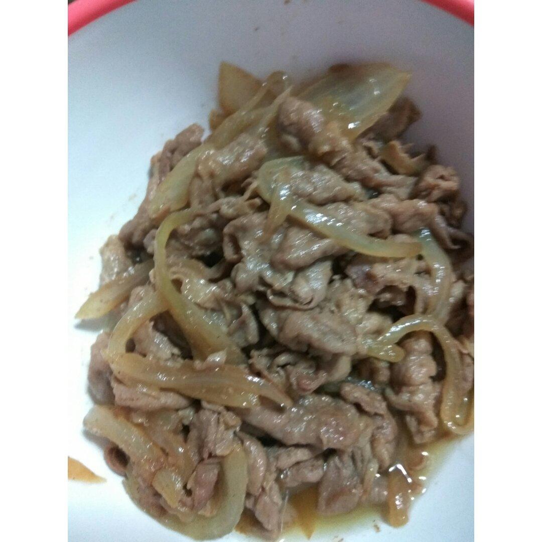 肥牛饭