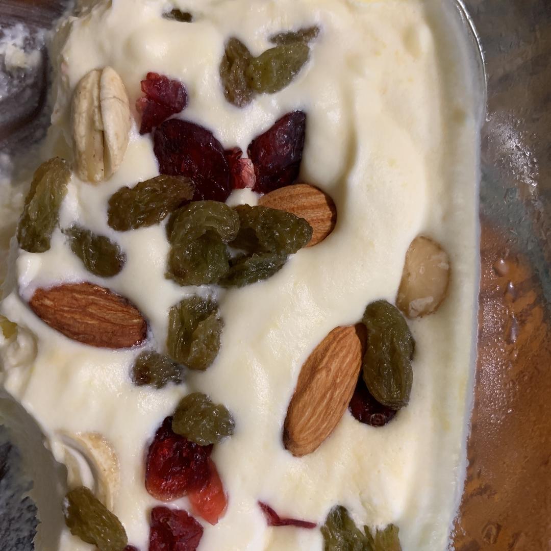 自制冰淇淋（懒人版无需搅拌的冰淇淋）