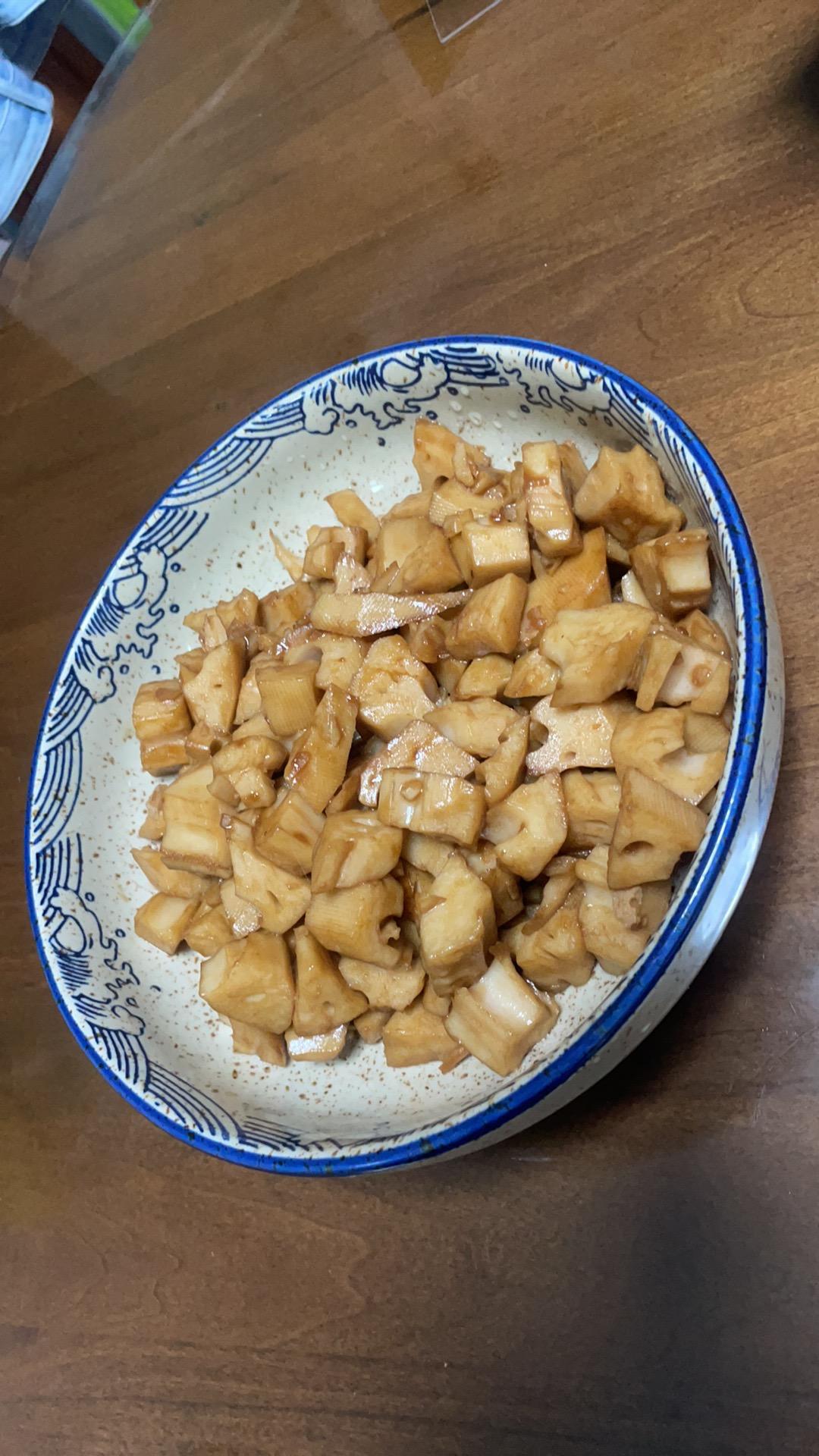 快手家常菜之酸辣藕丁，超级下饭‼