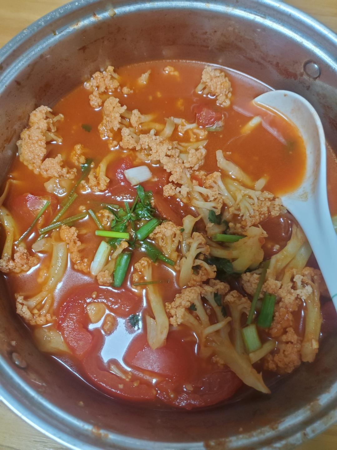西红柿炒菜花（夏季开胃菜）