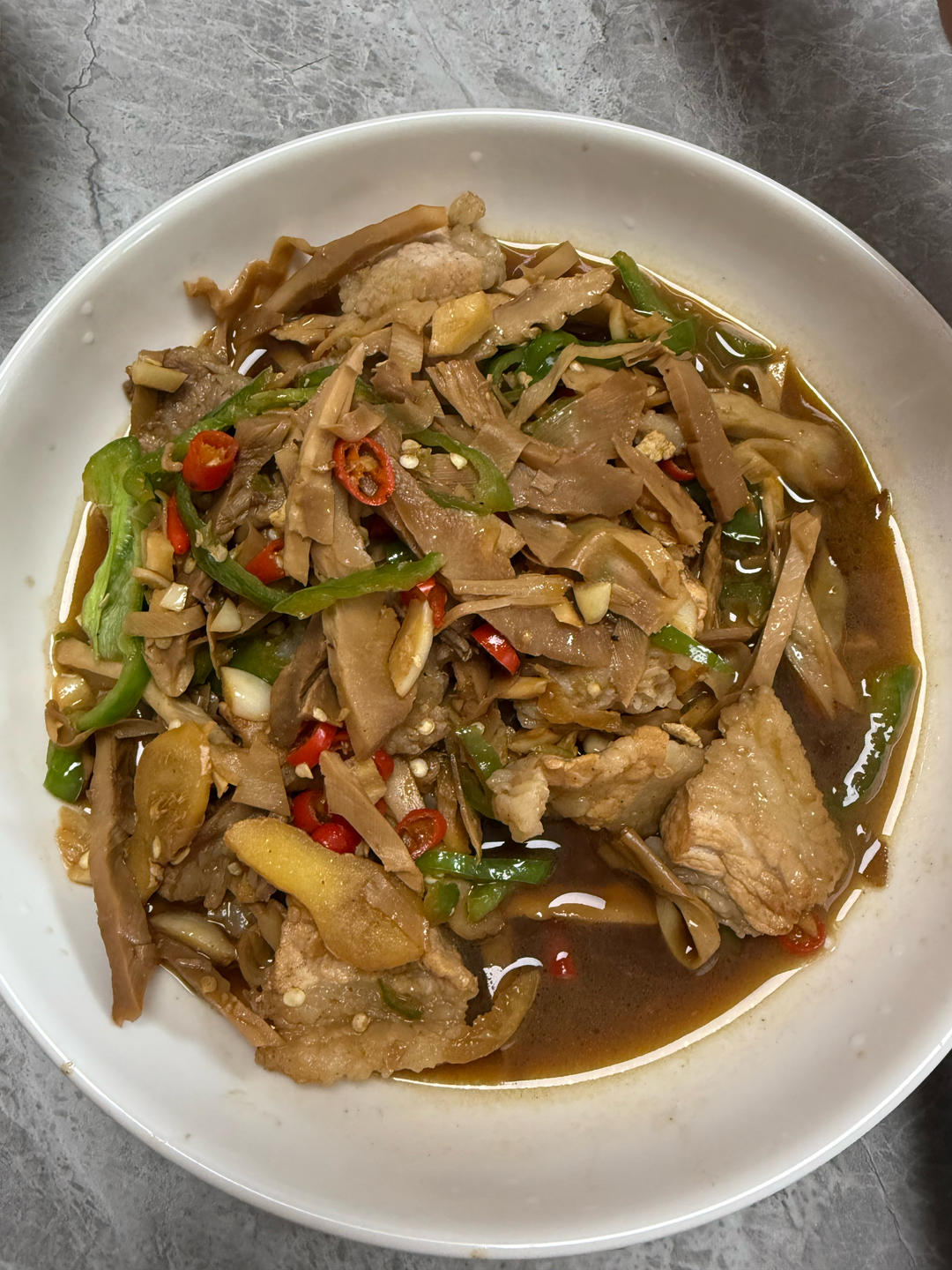 笋干炒肉的做法