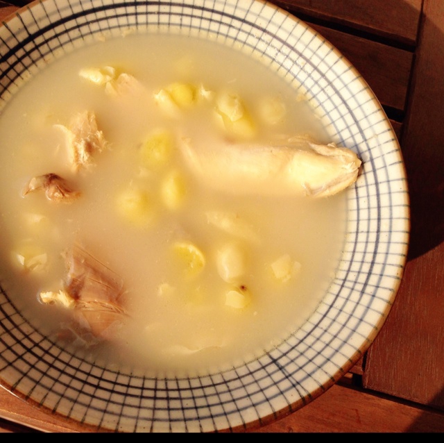 栗子白果土鸡汤