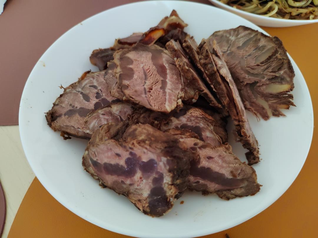 卤 牛腱子肉