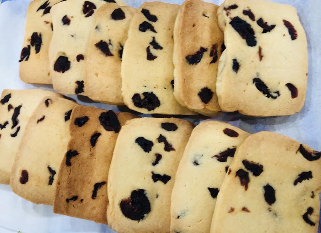 蔓越莓饼干的做法（烤箱做饼干）