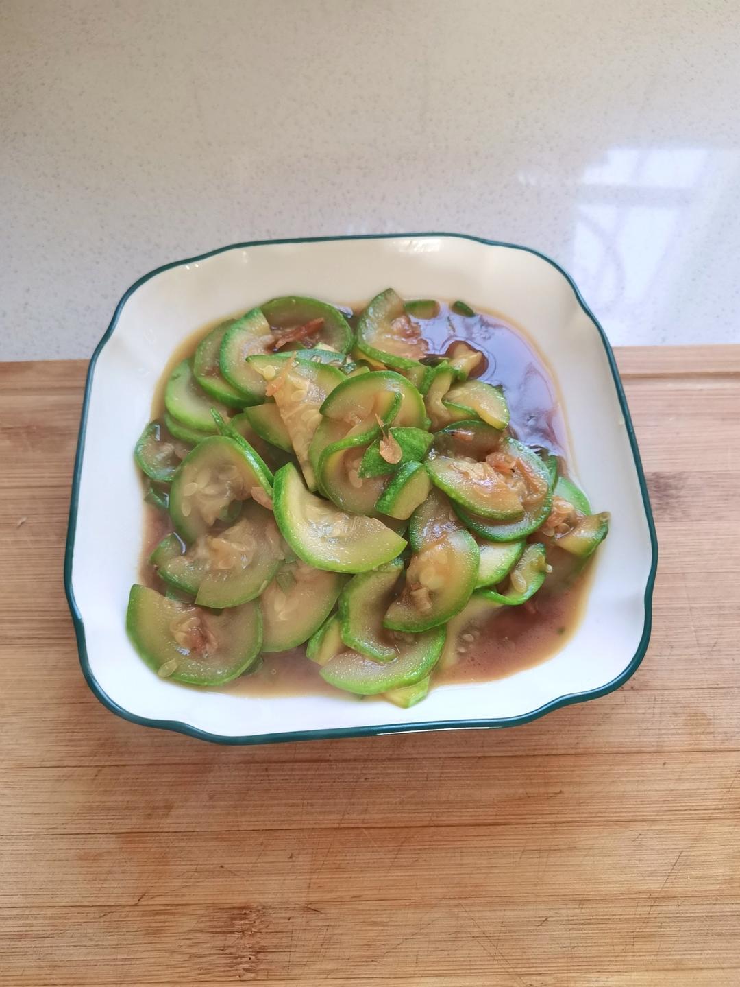 虾皮清炒西葫芦