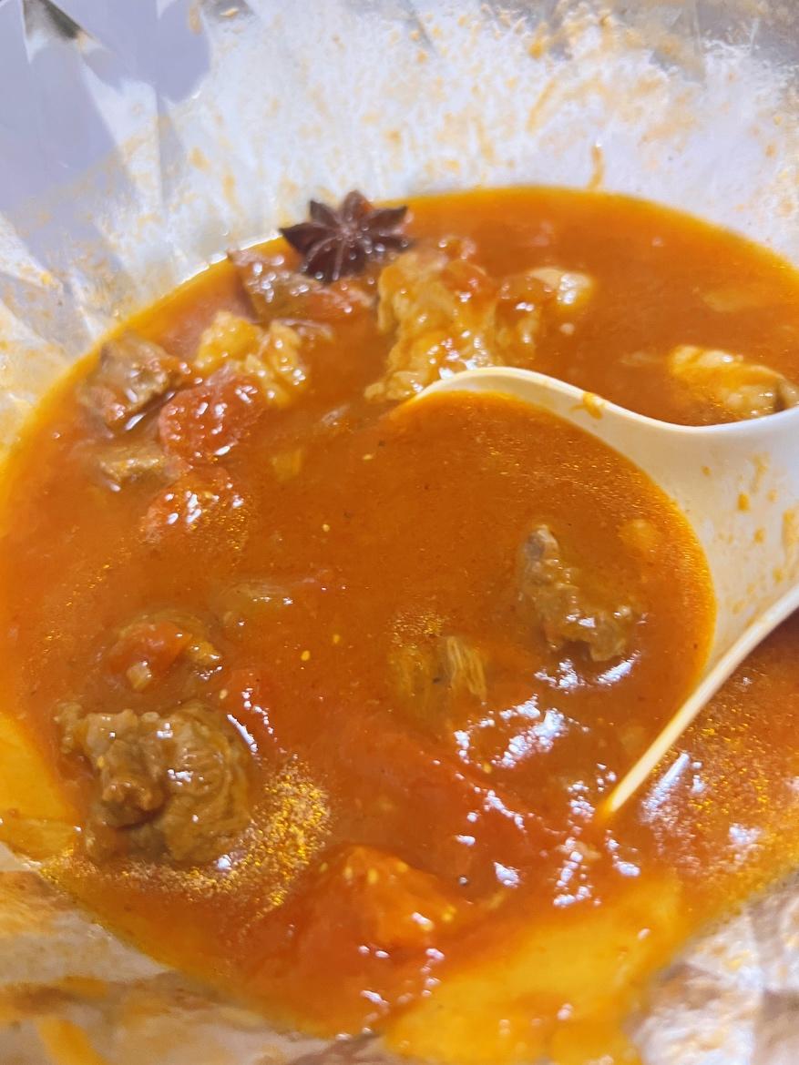 香浓番茄牛腩-有手就会的简易做法，内含懒人西红柿剥皮法