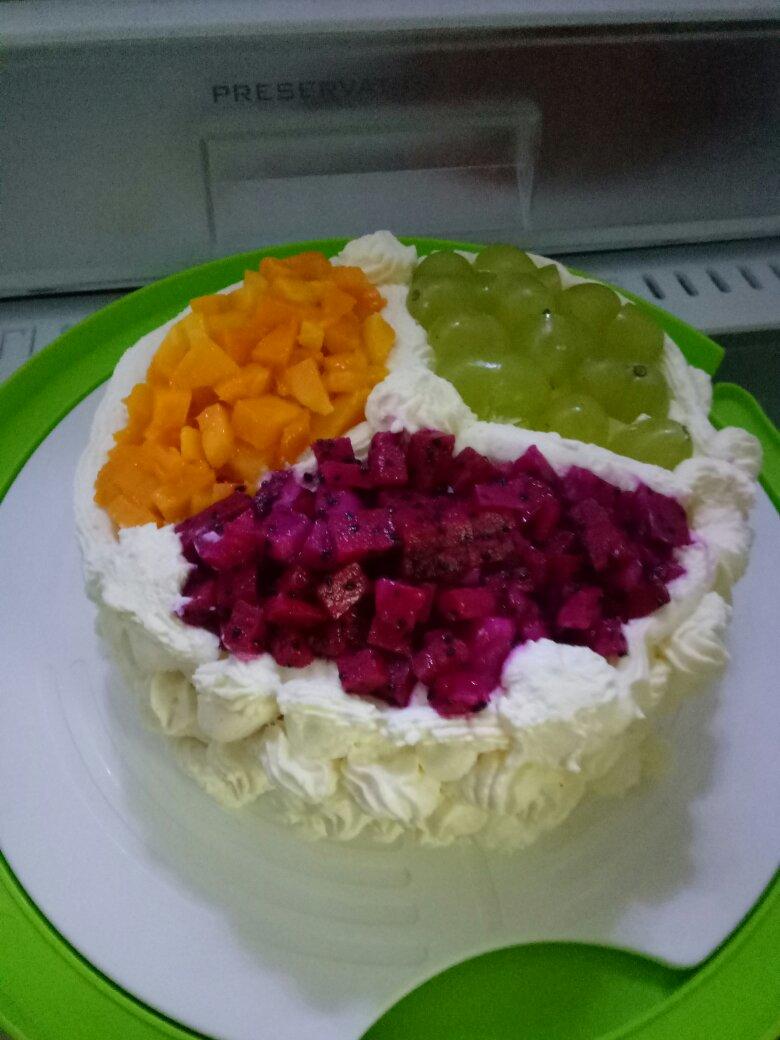 8寸水果生日蛋糕