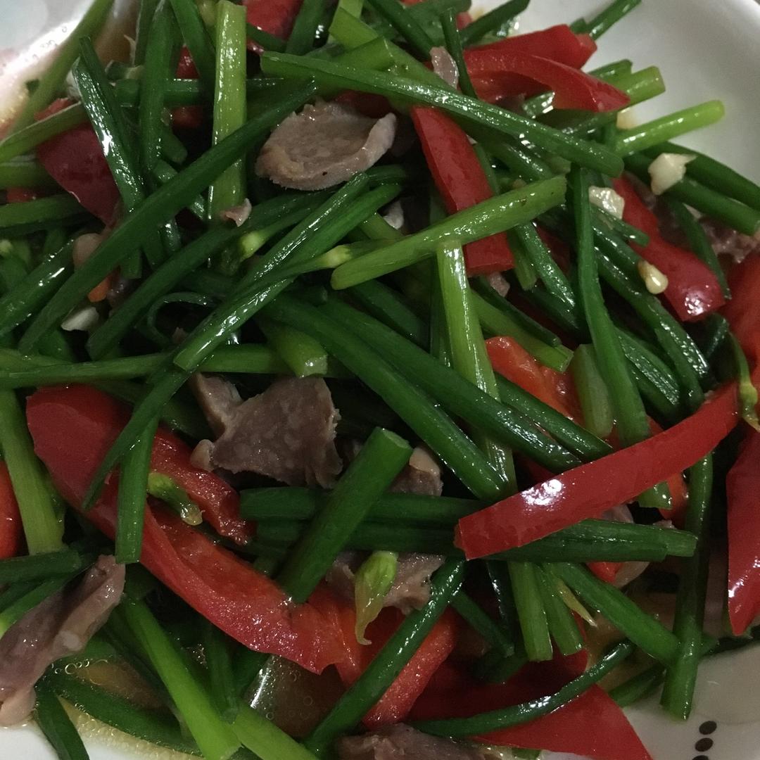 韭菜花炒肉丝