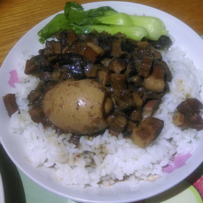 台式卤肉饭