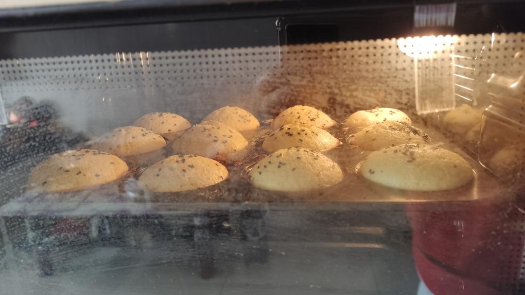 无水蜂蜜蛋糕【老式蛋糕房飘香的秘密】