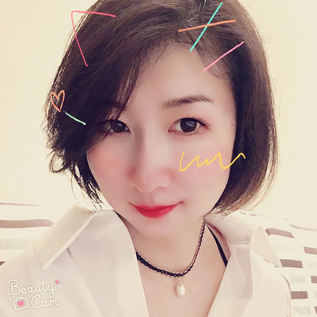 媛宝小白鼠麻麻